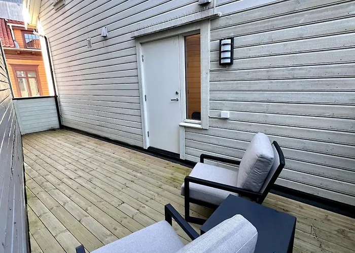 Cozy In The Middle Of City! Apartment *